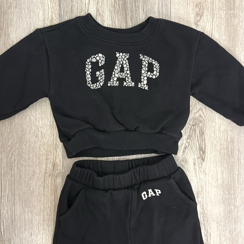 Gap Girls 18-24 months  outfit - Picture 2 of 5
